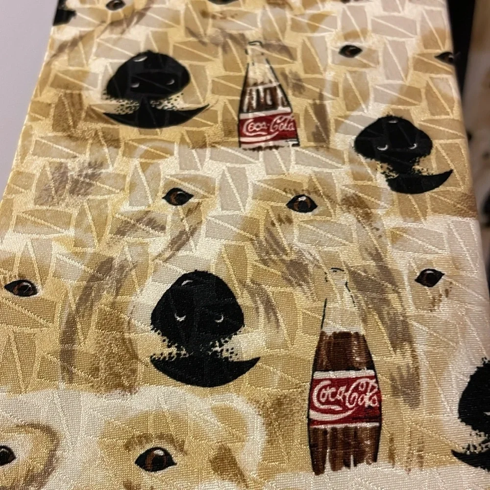 Coca Cola Polar Bear Head Face Silk Necktie Tie Made in USA Vintage